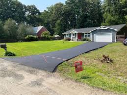 Best Recycled Asphalt Driveway Installation  in Charleston, MS